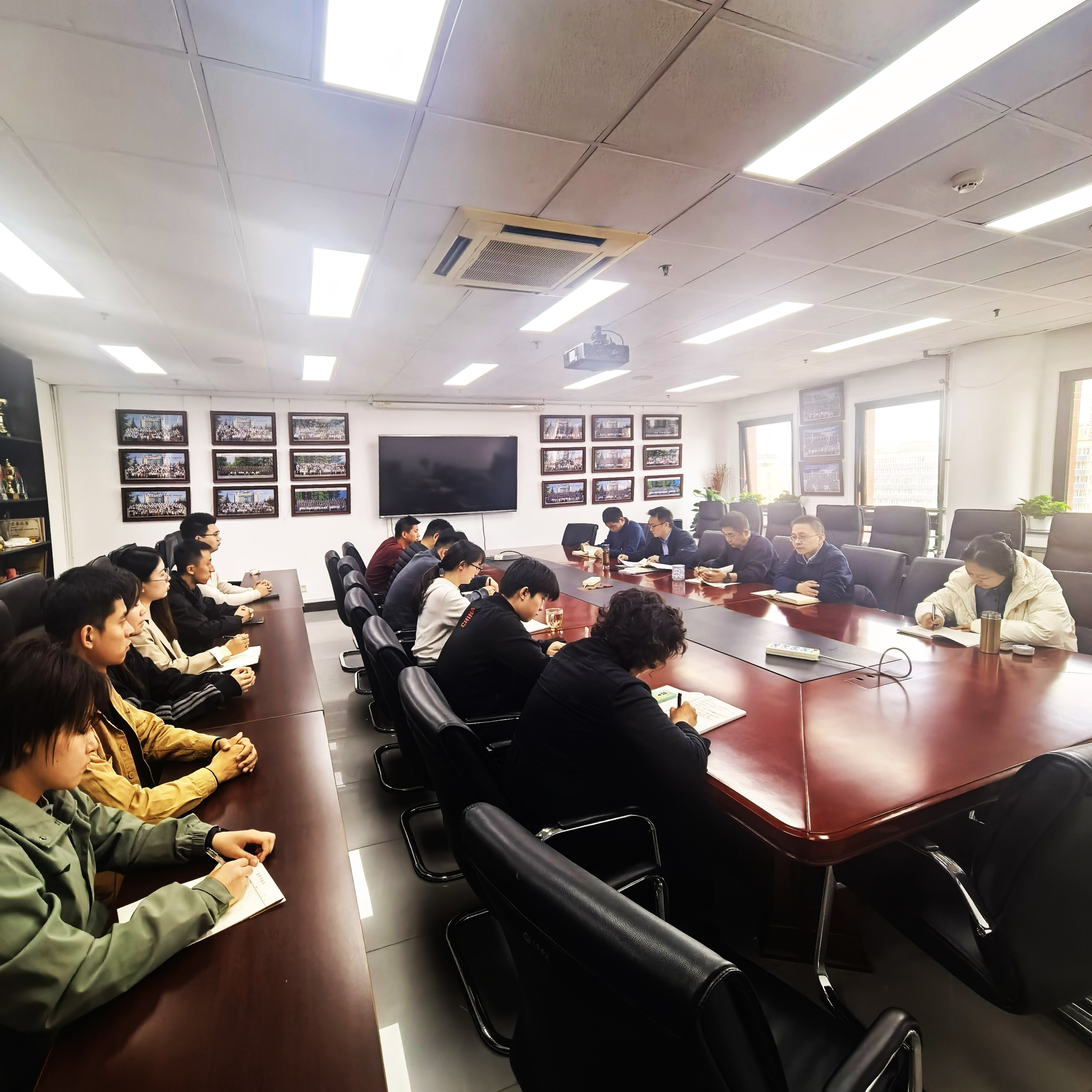 41f85beb754f581817f86af2ce62061 - 副本.jpg 41f85beb754f581817f86af2ce62061 - 副本.jpg